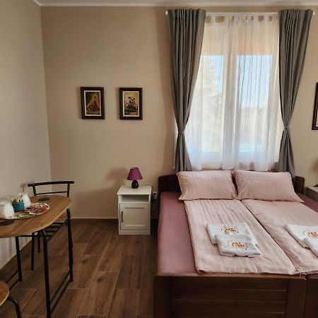 Roomsapartments Popcourt Pančevo Dış mekan fotoğraf
